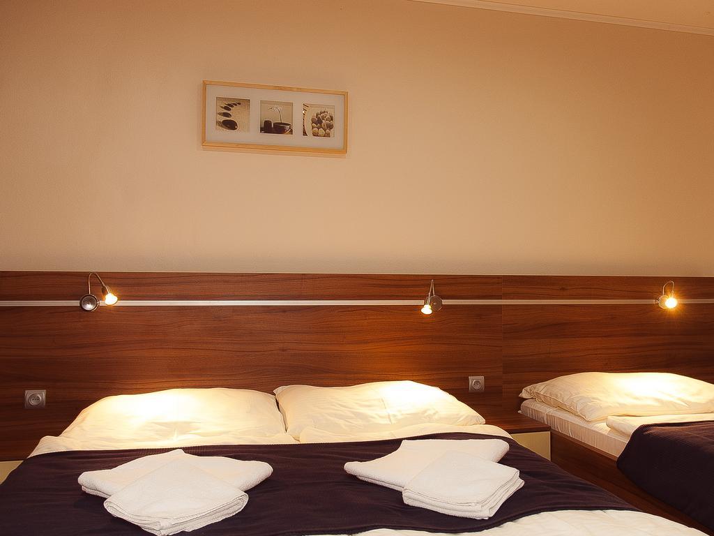Penzion Fortune Dunajska Streda Room photo